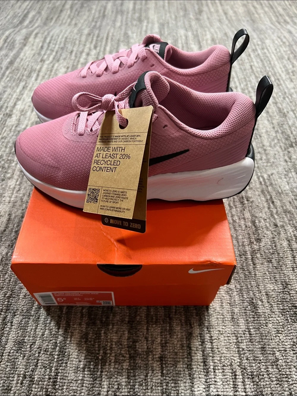 Nike new tag